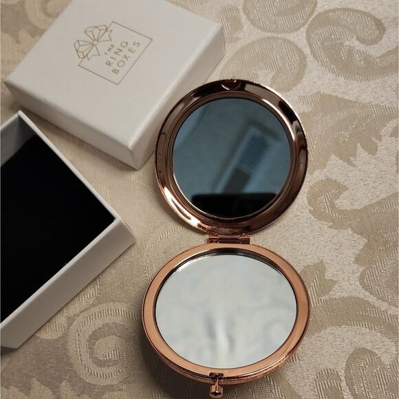 THE RING BOXES MRS.  Compact Mirror New - Picture 3 of 6
